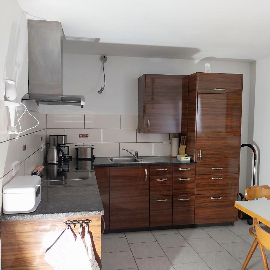 גוטמדינגן Souterrainwohnung מראה חיצוני תמונה